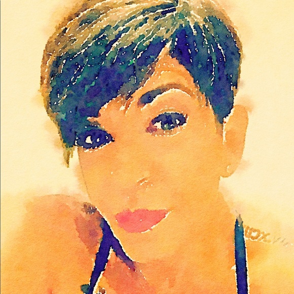 Meet your Posher, Sheila - Picture 1 of 1